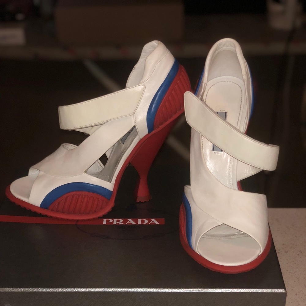 Prada Heals